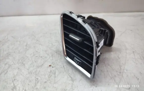 Dashboard side air vent grill/cover trim