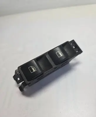 BMW X3 E83 Electric window control switch 61318381514