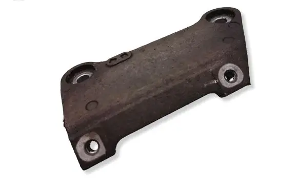 Honda FR-V Engine mounting bracket 
