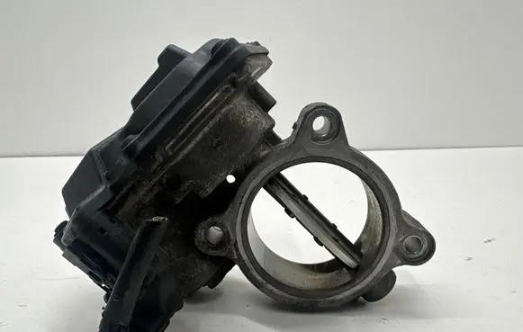 BMW 3 E90 E91 Throttle valve 50836903 10378517 7810752