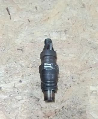Peugeot 406 Fuel injector KCA17S42