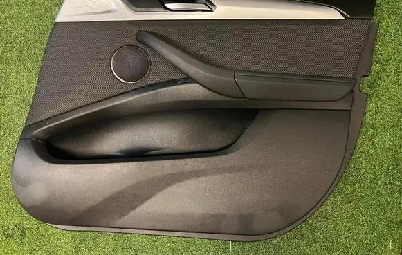 BMW X3 G01 Front door card panel trim 74102282
