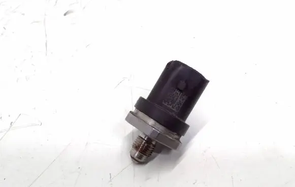 Fuel pressure sensor