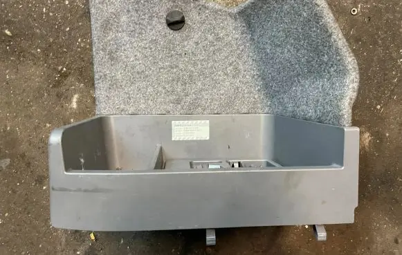 BMW 3 E92 E93 Glove box in trunk EE884UHAL0 7122415