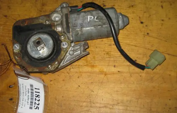 Ford Probe Front door window regulator with motor