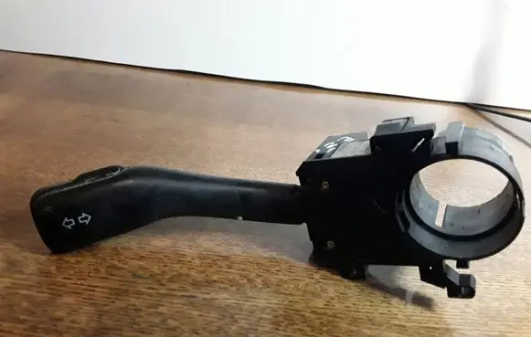 Audi A6 S6 C5 4B Indicator stalk 8L0953513