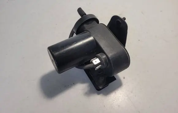 Volkswagen PASSAT B5.5 Cruise control unit/module 811907325
