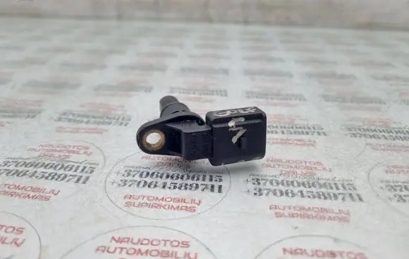 Volkswagen Golf V Camshaft position sensor 06B905163A