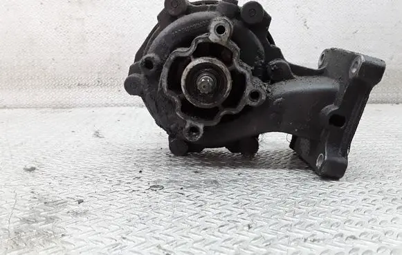 Ford Mondeo Mk III Water pump