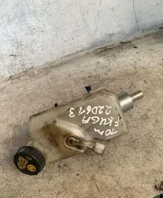 Ford Kuga I Master brake cylinder 03350886551