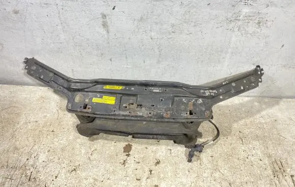 Volvo V70 Top upper radiator support slam panel 30734536
