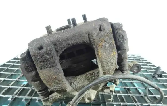 Toyota Auris 150 Front brake caliper IMPRK1337088