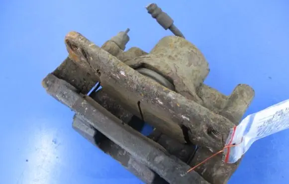 Mazda 6 Front brake caliper