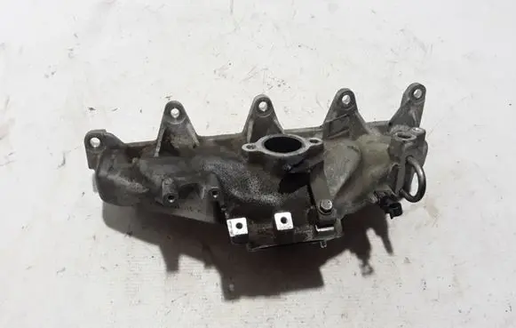Renault Master III Intake manifold 140032042R