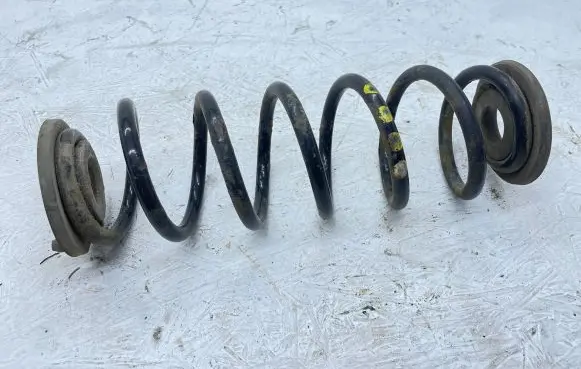 Skoda Octavia Mk2 (1Z) Rear coil spring