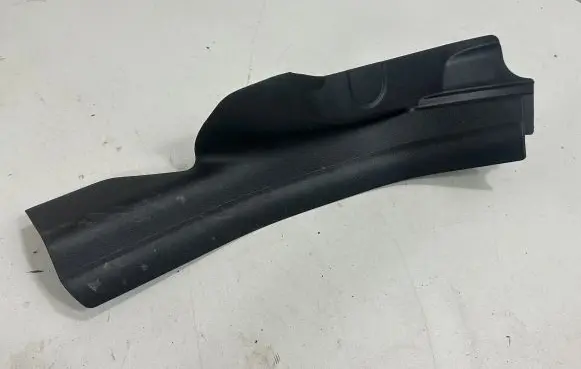 BMW i4 Rear sill trim cover 9871087 7491185