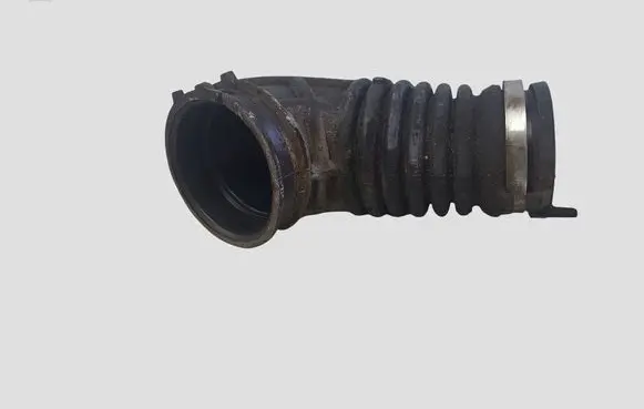 Opel Mokka Air intake hose/pipe