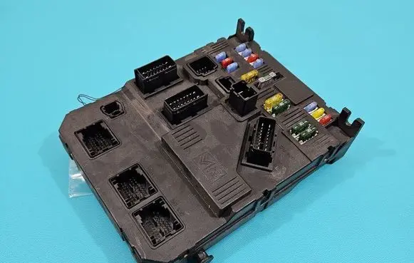 Peugeot 407 Central body control module 9655708480 IMPRK1427398