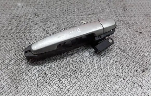Toyota Corolla Verso E121 Rear door exterior handle