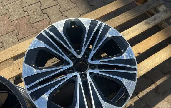 Mercedes-Benz E W214 R19 alloy rim A2144012300