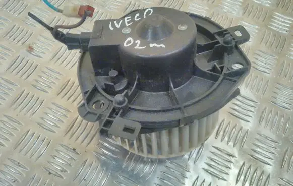 Iveco Daily 30.8 - 9 Heater fan/blower 570630200