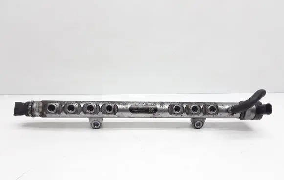 Volvo S60 Fuel main line pipe 30777759 31216313 0445215025