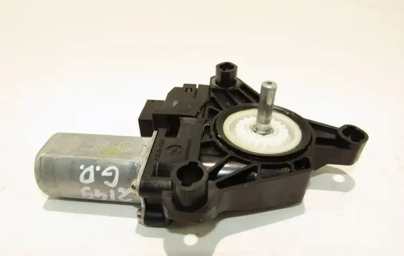 Mercedes-Benz A W176 Rear door window regulator motor A2469063200