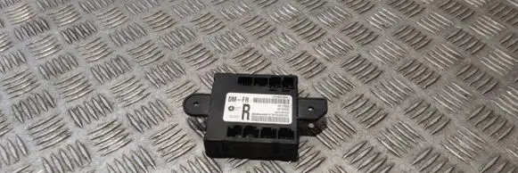 Maserati Levante Door control unit/module 52851639