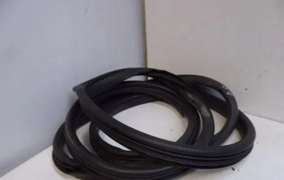 Hyundai Tucson JM Rear door rubber seal (on body) 831202E000WK