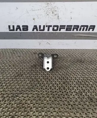 KIA Ceed Front door upper hinge