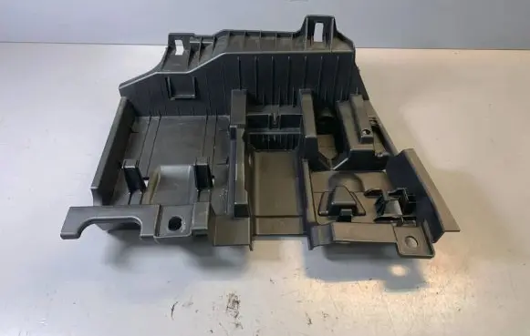 BMW 3 F30 F35 F31 Battery box tray cover/lid 51477239176 7239176