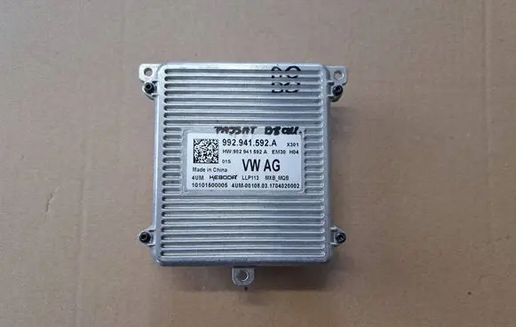 Volkswagen PASSAT B8 LED ballast control module 992941592A