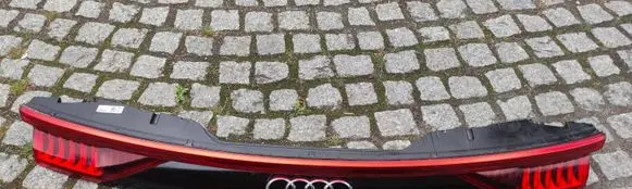 Audi Q8 Tailgate rear/tail lights 4M8945095N
