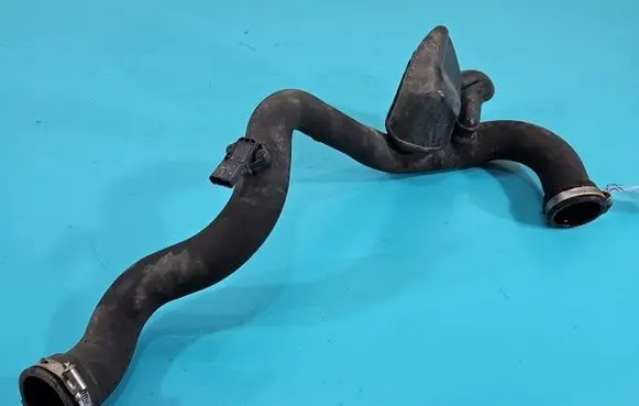Intercooler hose/pipe