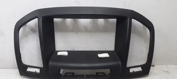Opel Insignia A Radio/GPS head unit trim 13321693