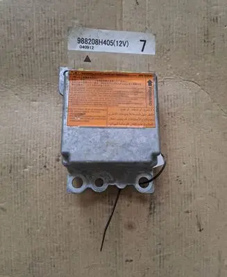 Nissan X-Trail T30 Airbag control unit/module 988208H405