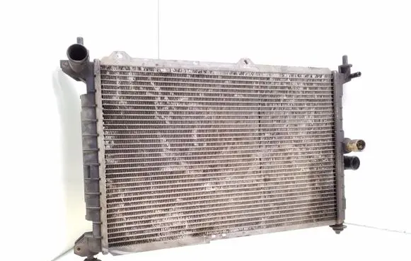 Opel Astra F Coolant radiator