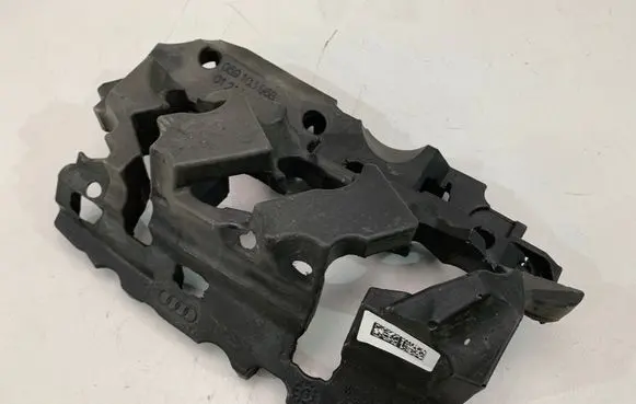 Audi A8 S8 D5 Other engine part 059103968H