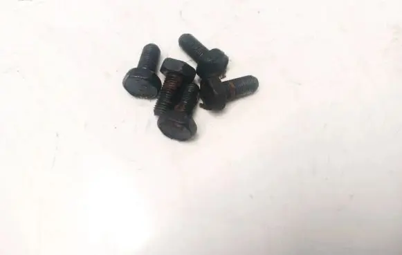 Mazda 323 Nuts/bolts 