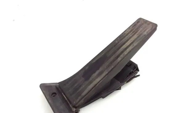 BMW 5 F10 F11 Accelerator throttle pedal 6858574