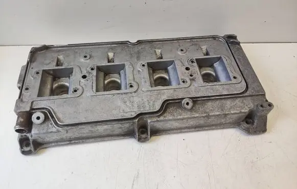 Rocker cam cover