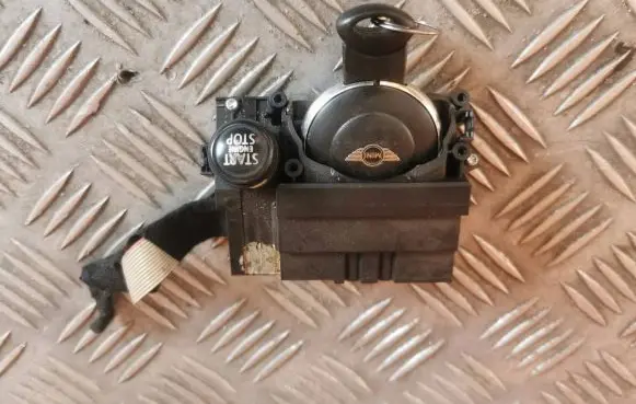 Mini Cooper Countryman R60 Ignition lock 9231739