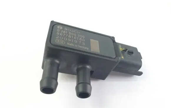 Peugeot 5008 II Exhaust gas pressure sensor 9677816180 0281006300
