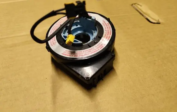 Chrysler PT Cruiser Airbag slip ring squib (SRS ring) 04671875AB