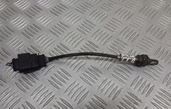 Volkswagen Polo IV 9N3 Lambda probe sensor 03C906252