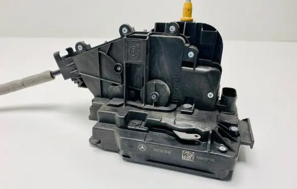 Mercedes-Benz S W222 Front door lock A0997207900 A0997207501 A2220063999