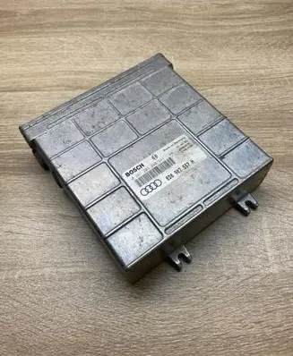 Audi A4 S4 B5 8D Engine control unit/module ECU 8D0907557H 0261203940