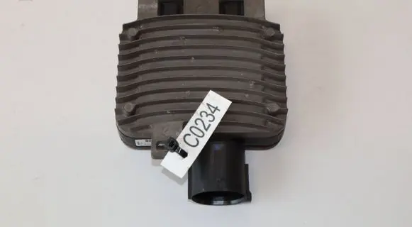 Volvo V60 Coolant fan relay 940013802