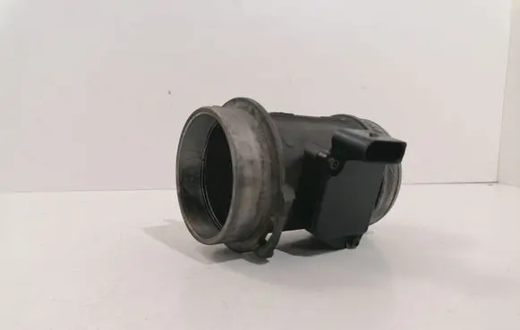 Audi A4 S4 B6 8E 8H Mass air flow meter 059906461D AFH7025C