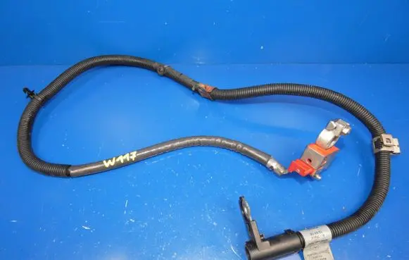 Mercedes-Benz CLA C117 X117 W117 Positive cable (battery) A2465407832